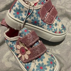 Toddler shoes. Size 5. Brand new.